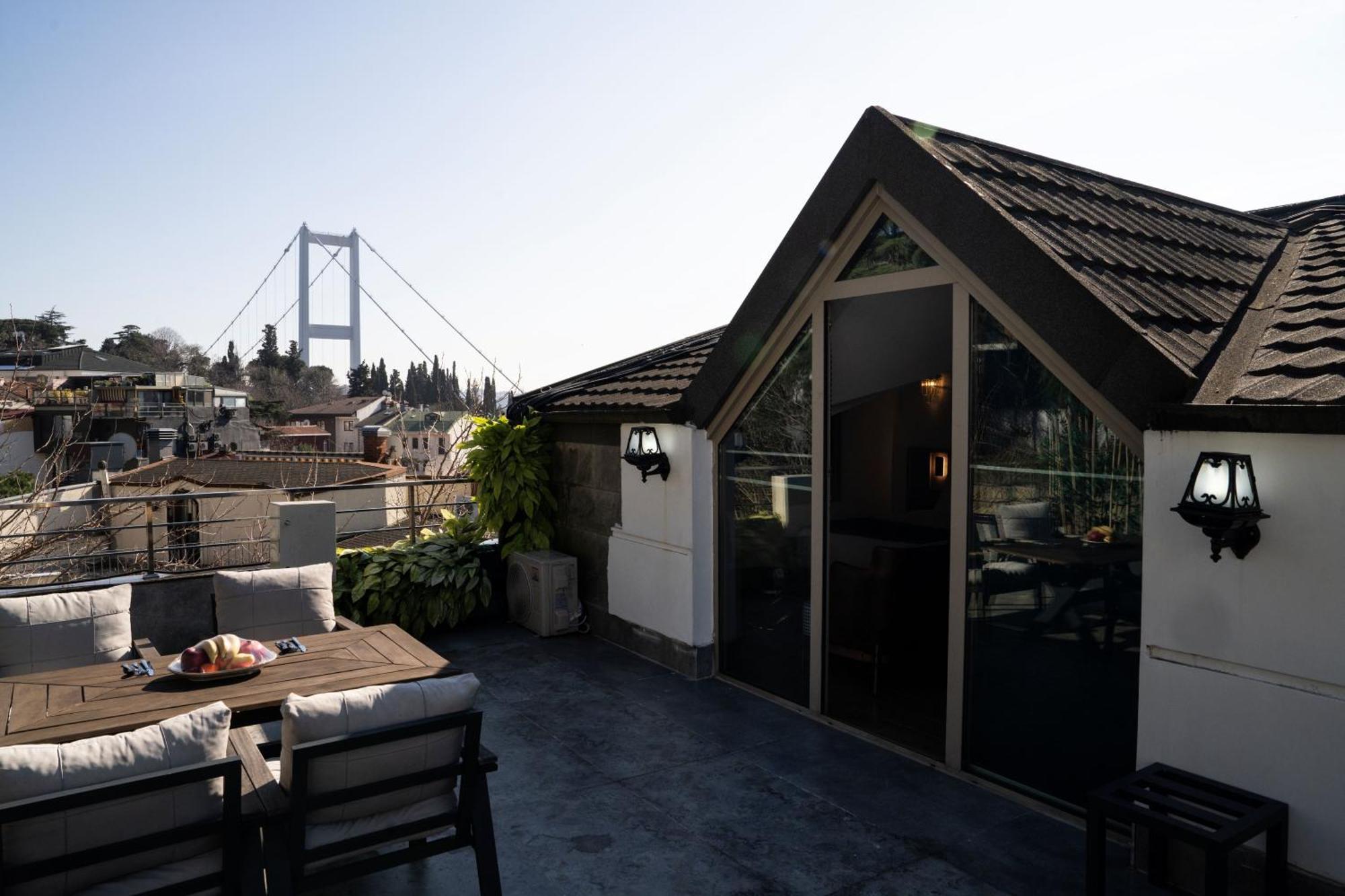 Mona Bosphorus Hotel Istanbul Exterior photo